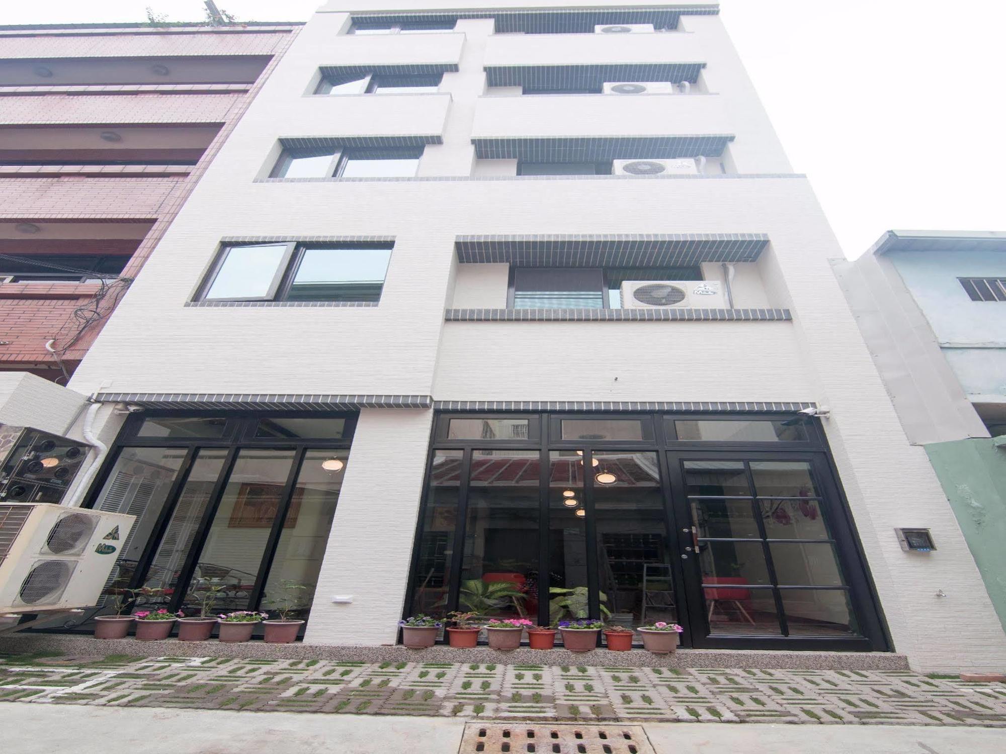 Zhizhu Homestay Tainan Esterno foto